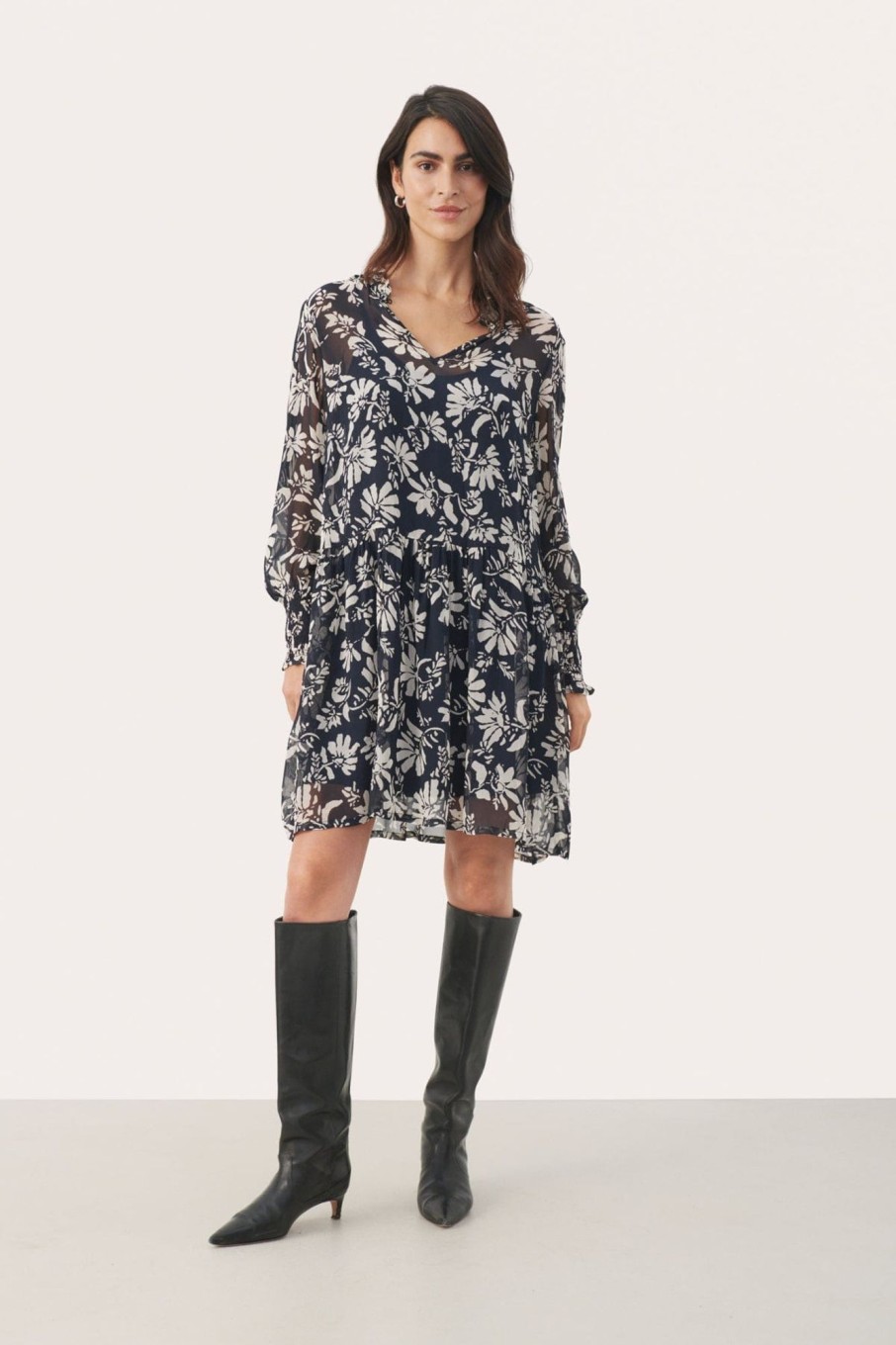 Klaer Part Two | Falliepw Dress Dark Navy Stencil Flower Blue