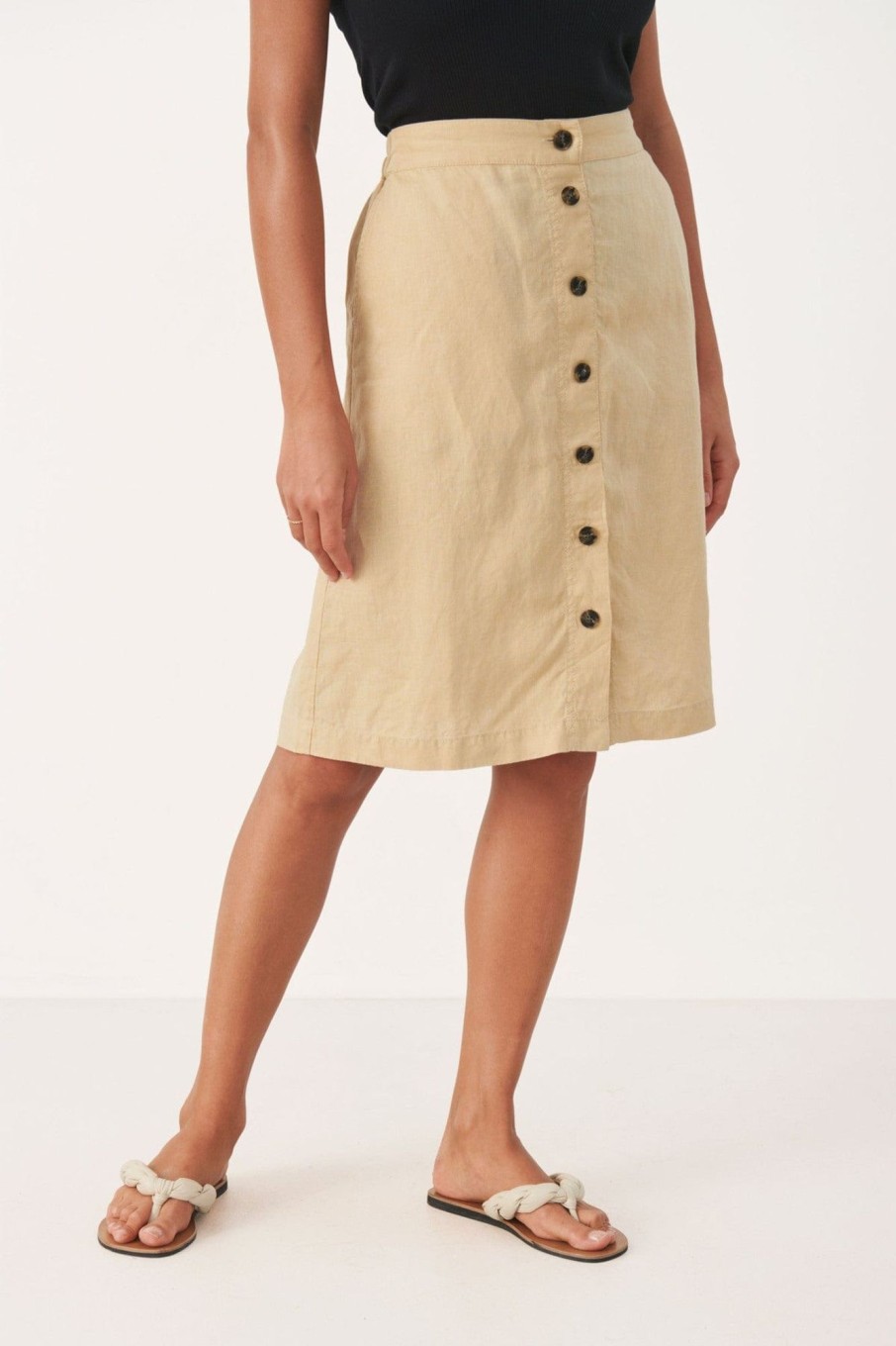 Klaer Part Two | Palinapw Skirt Warm Sand Beige