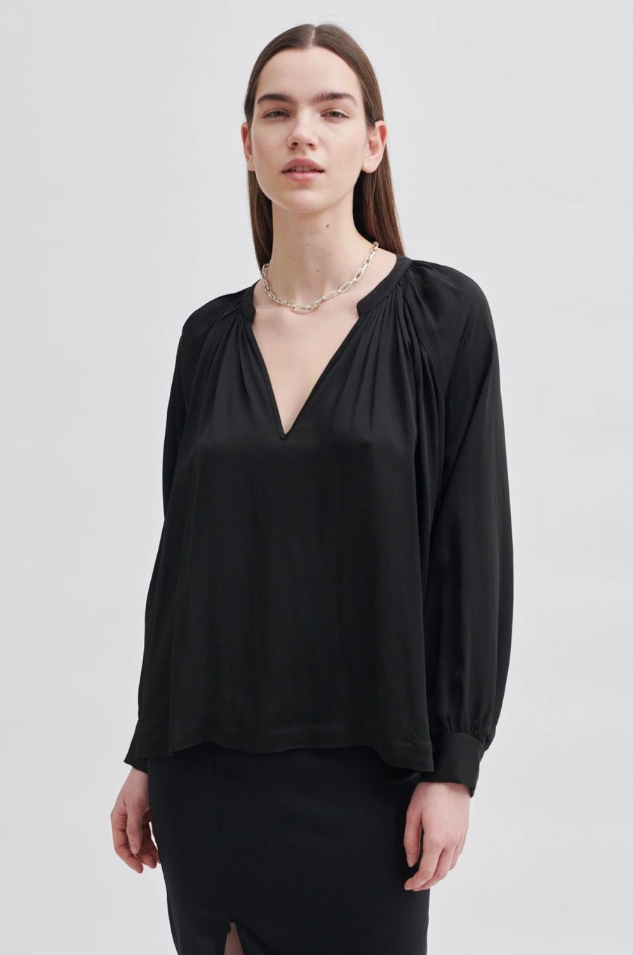 Klaer Second Female | Drape Tunic Blouse Black