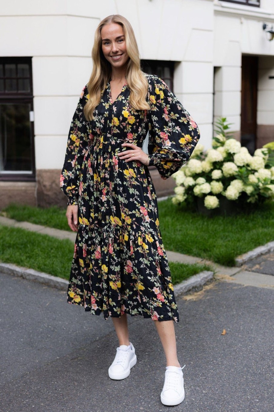 Klaer ByTiMo | Boho Midi Dress Blooming Black