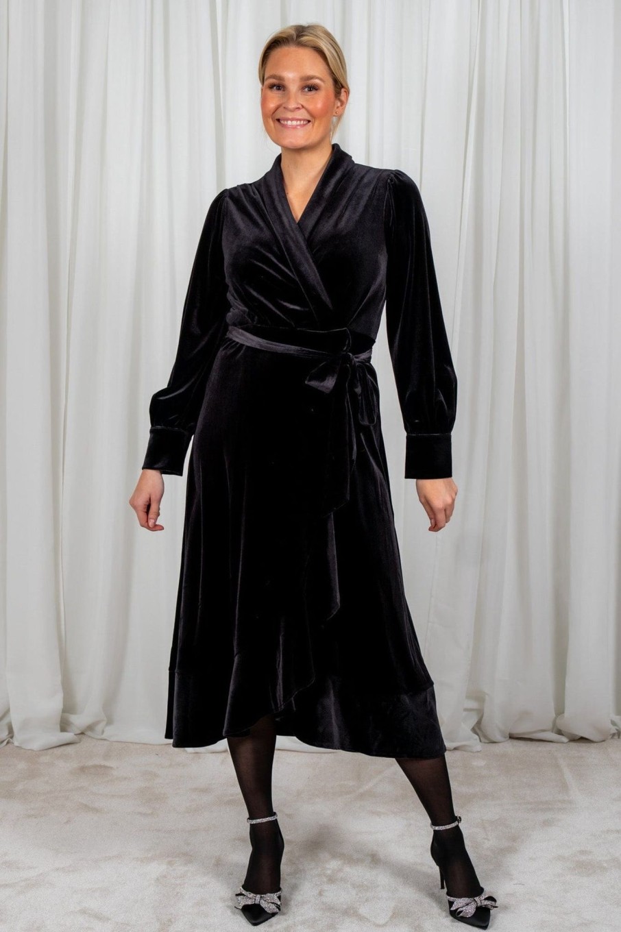 Klaer Love Lolita | Iza Midi Dress Velvet Black