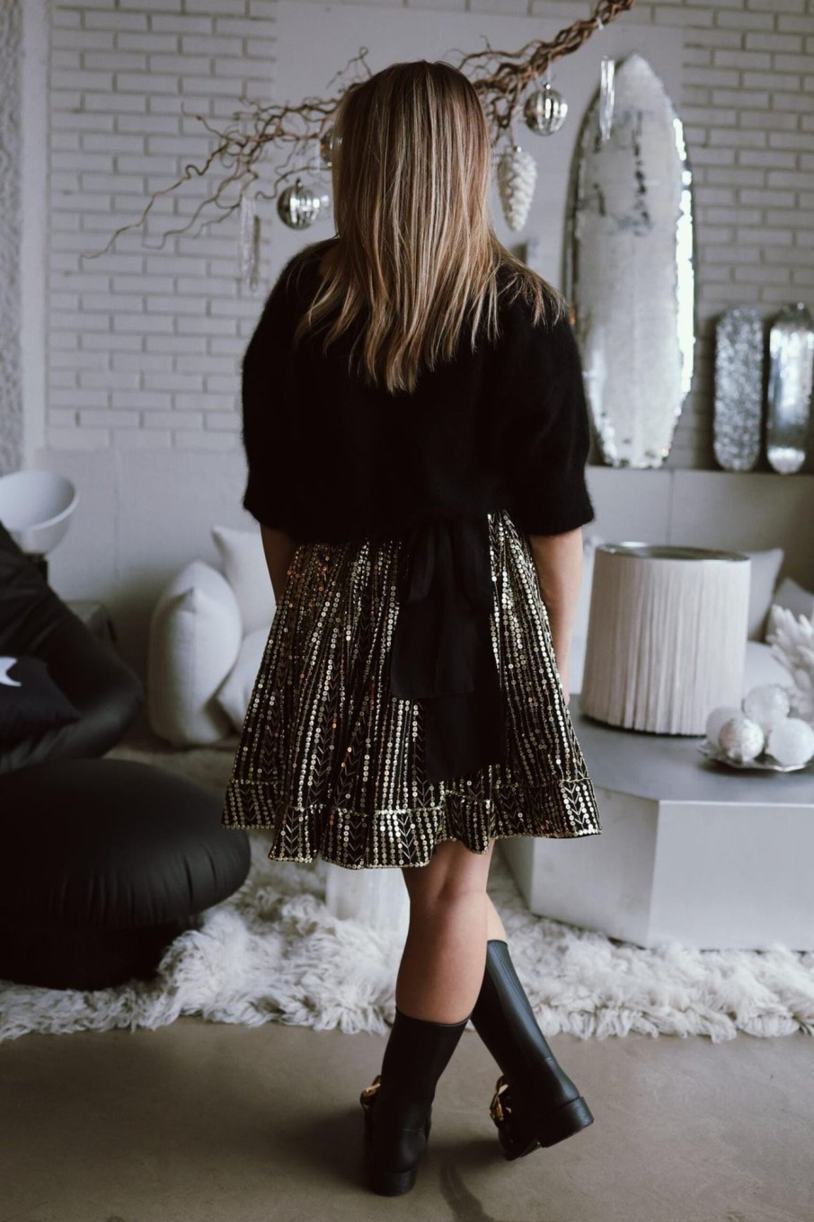 Klaer Confettibird | Short Sequin Skirt U0026 Gold Black