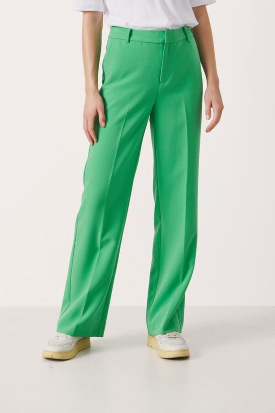 Klaer Part Two | Briar Nadjapw Pants Green