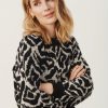 Klaer Part Two | Cilkepw Pullover Blurred Leo Print Black