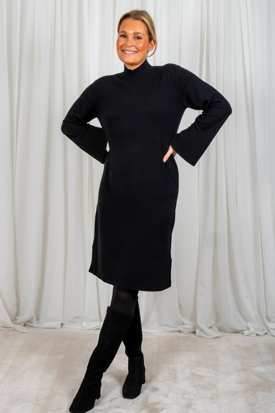 Klaer Y.A.S | Yasemilie Ls High Neck Knit Dress Black