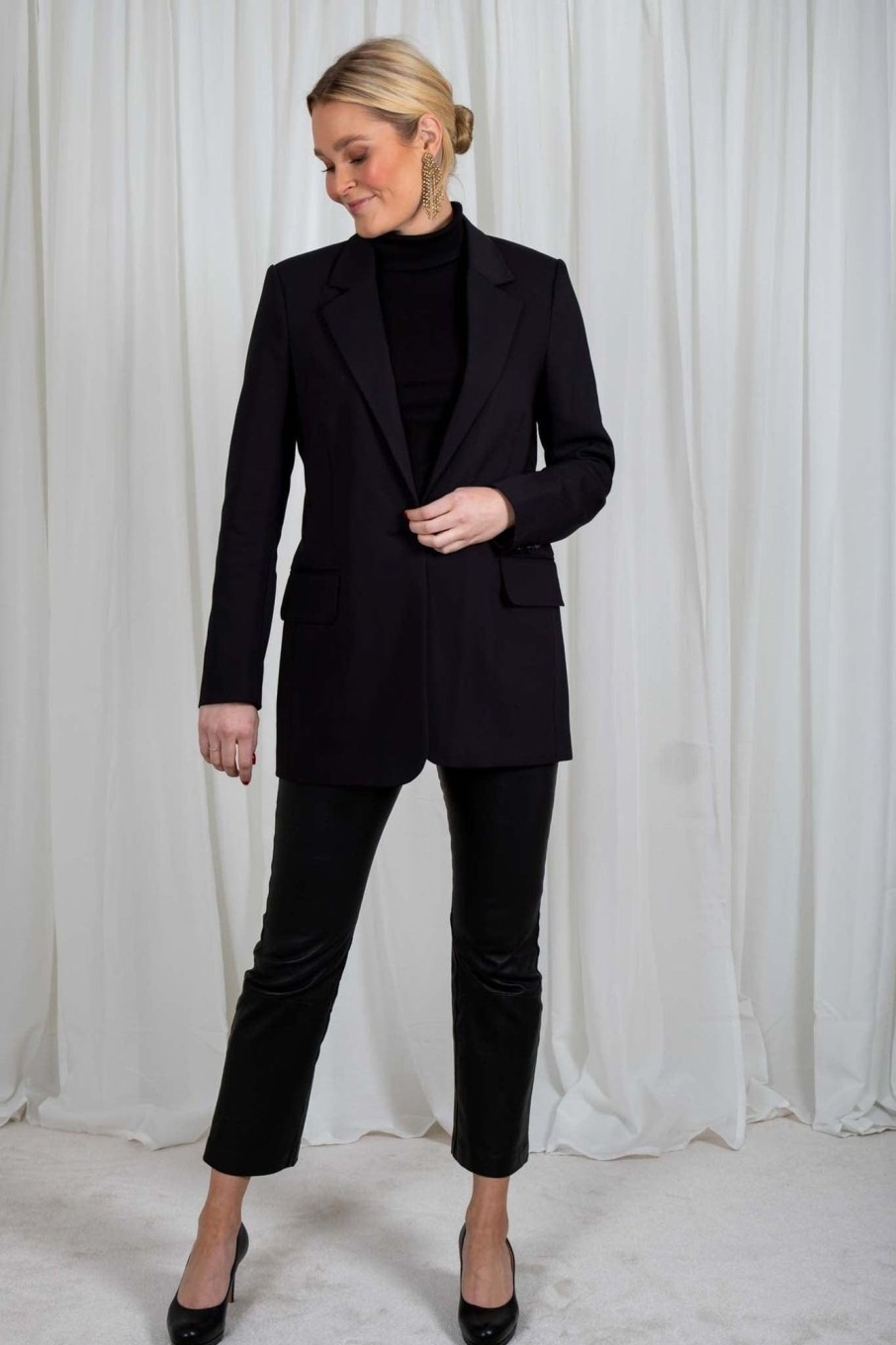 Klaer Inwear | Zellaiw Long Blazer Black