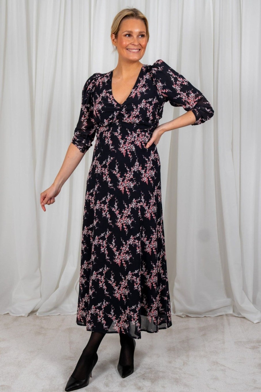 Klaer ByTiMo | Spring Midi Dress Cherry Blossom Black