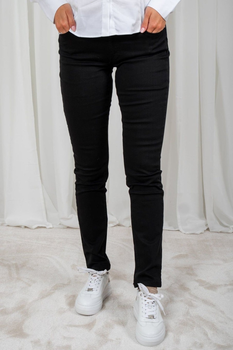 Klaer Pieszak | Helene Swan Jeans Wash Deep Black